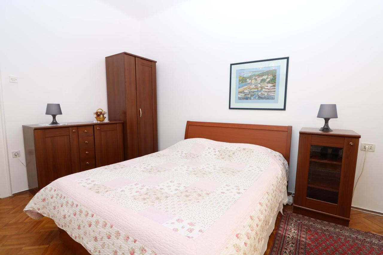 Studio Apartments Cavrak With Terrace バスカ エクステリア 写真