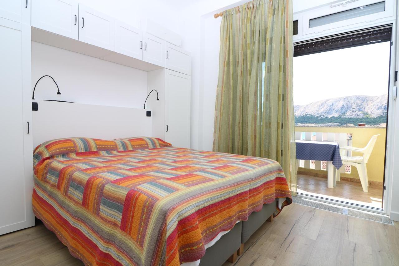 Studio Apartments Cavrak With Terrace バスカ エクステリア 写真