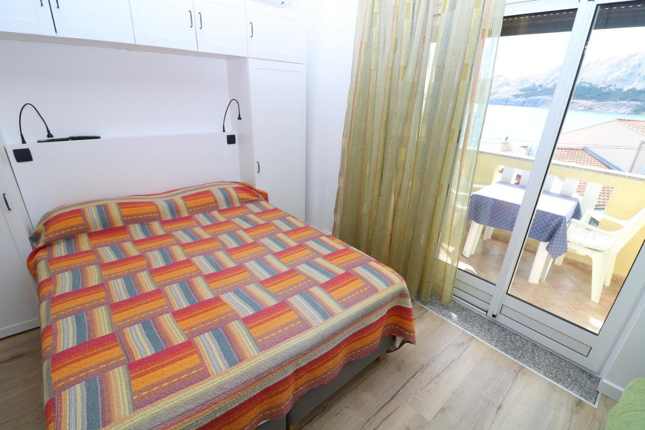 Studio Apartments Cavrak With Terrace バスカ エクステリア 写真