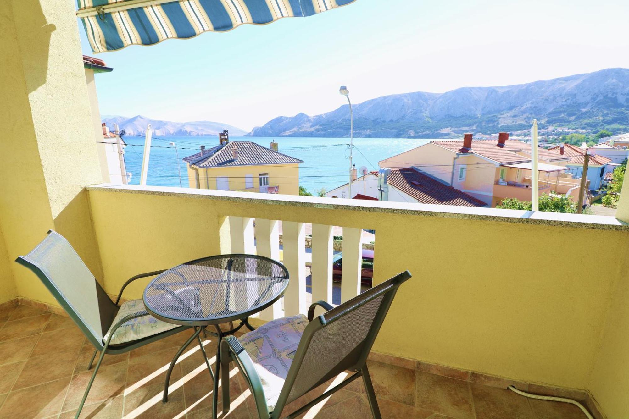 Studio Apartments Cavrak With Terrace バスカ 部屋 写真
