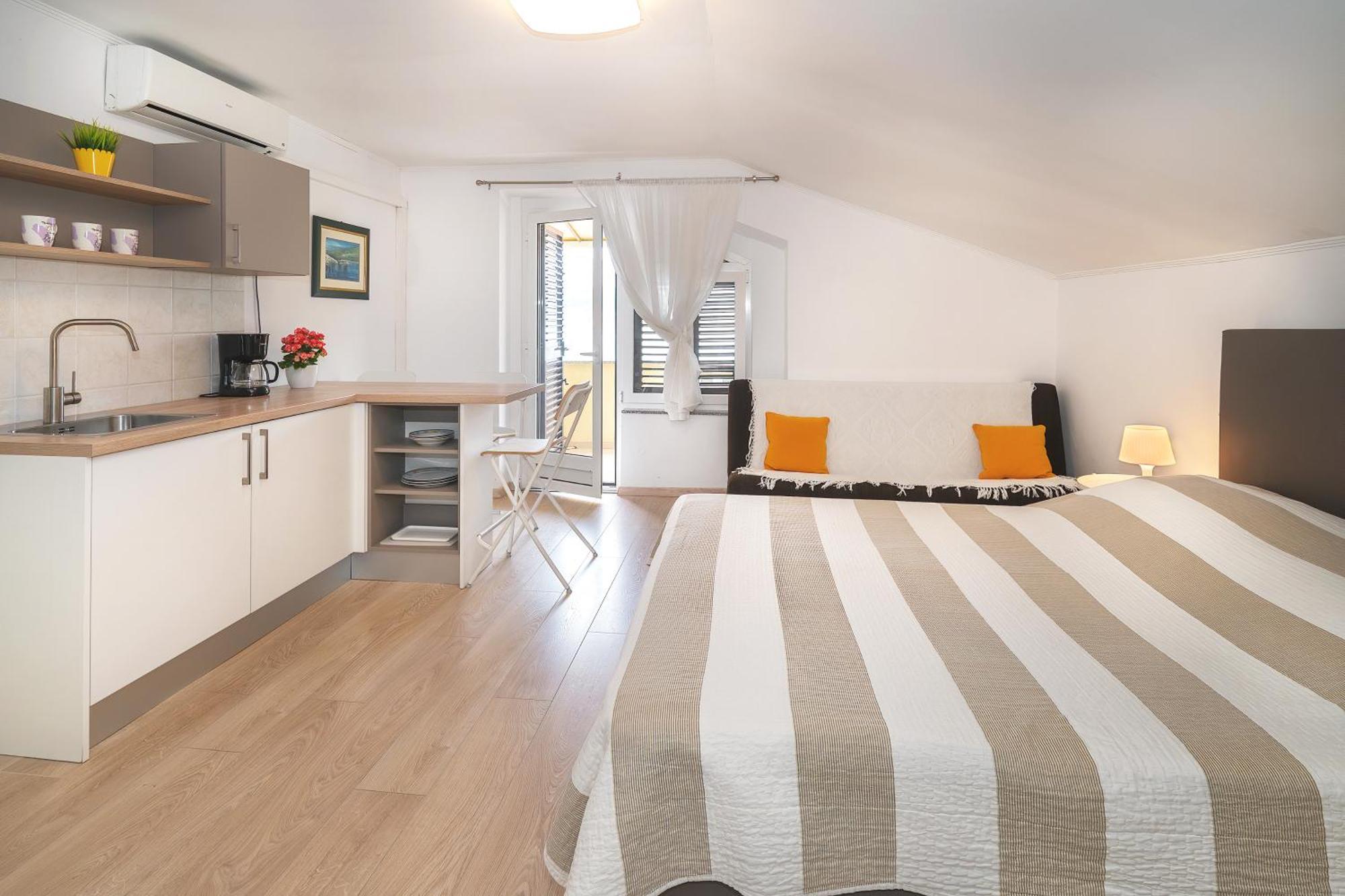 Studio Apartments Cavrak With Terrace バスカ エクステリア 写真